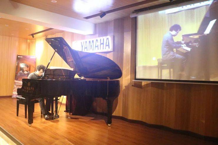 活动回顾 | 旋乐吧特邀艺术家张奕明博士钢琴独奏音乐会暨专题讲座成功举办