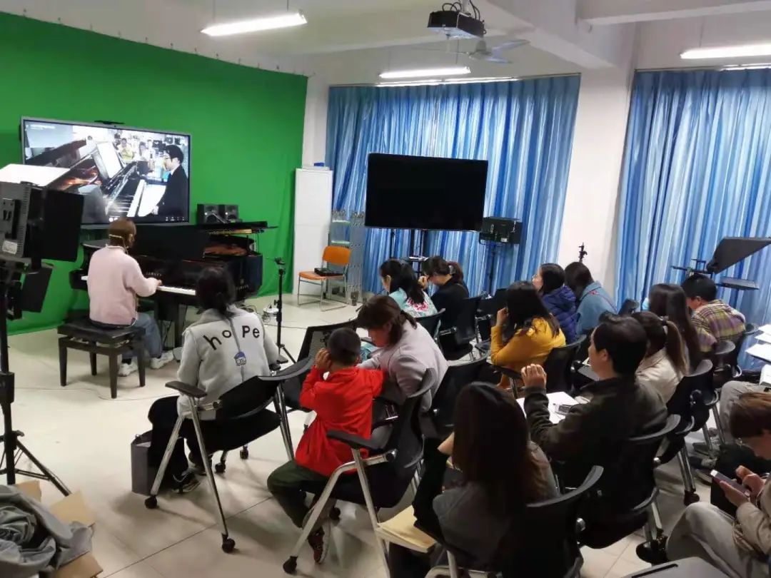 科技助力音乐教学，牵手大师零距离大师课