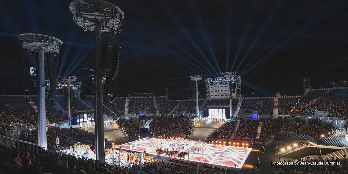 葡萄酒、无线和歌曲：11套旋乐吧数字混音系统确保“一代人一次”的瑞士奇观让人沉醉