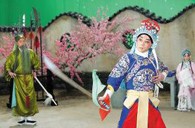 古典与现代的完美结合－旋乐吧双排键电子琴在京剧中担当伴奏 